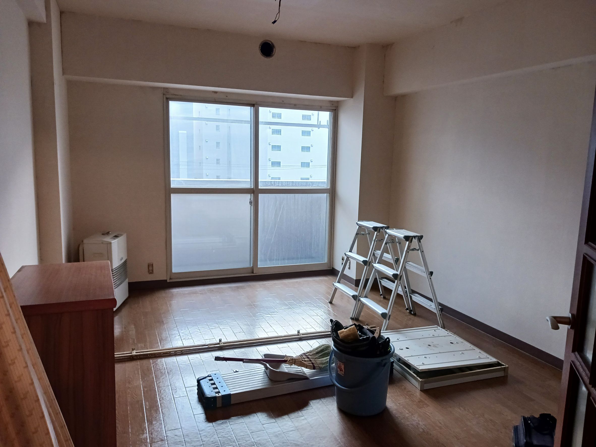 札幌市でクロス職人・協力業者様の求人募集｜転職希望・独立されている 